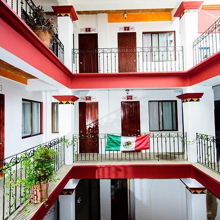 Hotel Plaza Conejo Huatulco エクステリア 写真